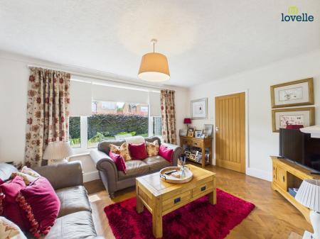 4 bedroom Detached house for sale in Beech Avenue, Nettleham, LN2