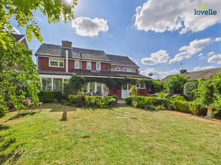 4 bedroom Detached house for sale in Beech Avenue, Nettleham, LN2