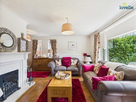 4 bedroom Detached house for sale in Beech Avenue, Nettleham, LN2