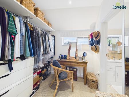 4 bedroom Detached house for sale in Beech Avenue, Nettleham, LN2