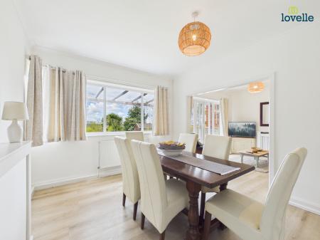 3 bedroom Detached bungalow for sale in Burton Road, Lincoln, LN1