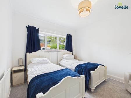 3 bedroom Detached bungalow for sale in Burton Road, Lincoln, LN1
