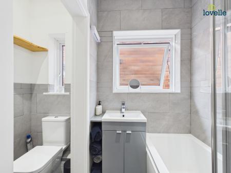 3 bedroom Detached bungalow for sale in Burton Road, Lincoln, LN1
