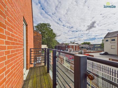 4 bedroom Duplex for sale in Wesleyan Court, Lincoln, LN2