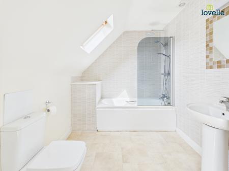 4 bedroom Duplex for sale in Wesleyan Court, Lincoln, LN2