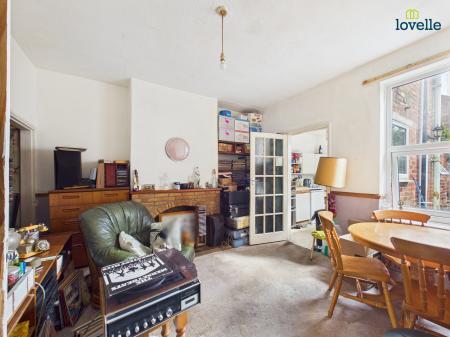 3 bedroom Terraced House for sale in Queen Street, Lincoln, LN5