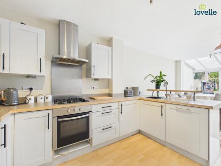 4 bedroom Town house for sale in Gabriel Crescent, Carlton Centre, Lincoln, LN2