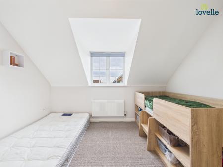 4 bedroom Town house for sale in Gabriel Crescent, Carlton Centre, Lincoln, LN2