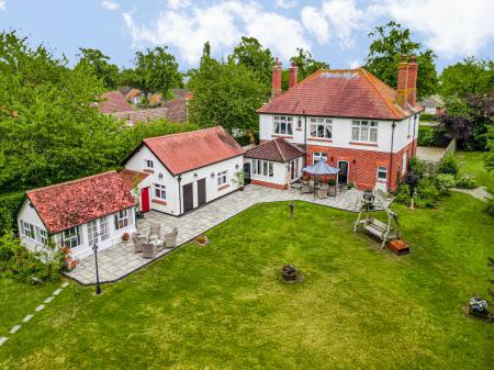 4 bedroom Detached house for sale in 76 Witham Road, Woodhall Spa, LN10
