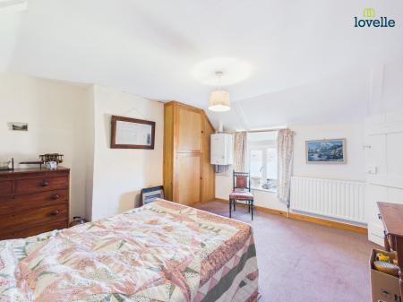 6 bedroom Detached house for sale in High Street, Reepham, LN3