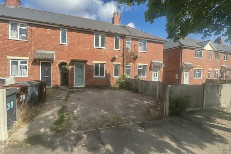 2 bedroom Semi-detached house for sale in St. Peters Avenue, Lincoln, LN6