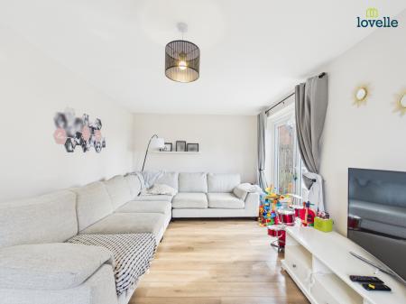 3 bedroom Detached house for sale in Reedbush Avenue, Lincoln, LN2