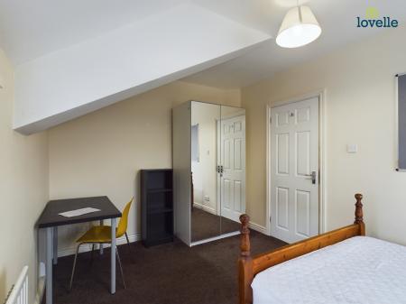 4 bedroom Terraced House for sale in Newland Street West, Lincoln, LN1