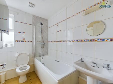 4 bedroom Terraced House for sale in Newland Street West, Lincoln, LN1