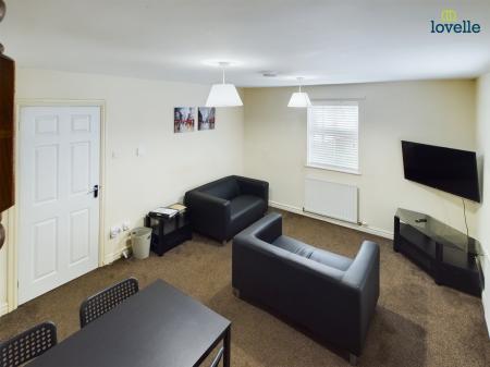 4 bedroom Terraced House for sale in Newland Street West, Lincoln, LN1