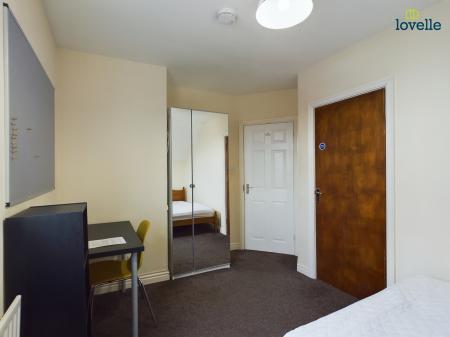 4 bedroom Terraced House for sale in Newland Street West, Lincoln, LN1