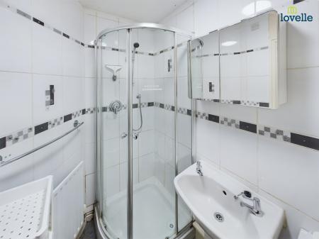 4 bedroom Terraced House for sale in Newland Street West, Lincoln, LN1