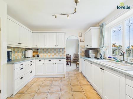 3 bedroom Detached house for sale in Lissington Road, Wickenby, LN3