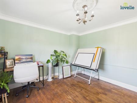 4 bedroom Detached house for sale in Main Road, Langworth, LN3