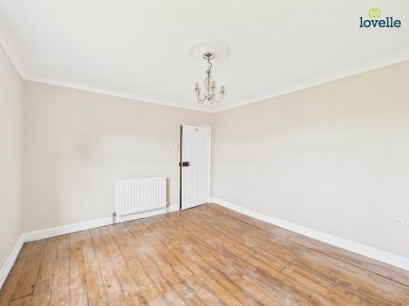 4 bedroom Detached house for sale in Main Road, Langworth, LN3