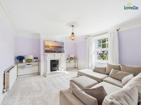 4 bedroom Detached house for sale in Main Road, Langworth, LN3