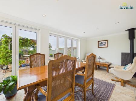 3 bedroom Detached house for sale in 8 Main Street, Torksey, LN1