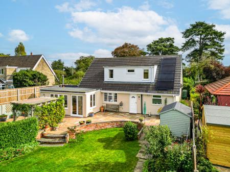 3 bedroom Detached house for sale in 8 Main Street, Torksey, LN1