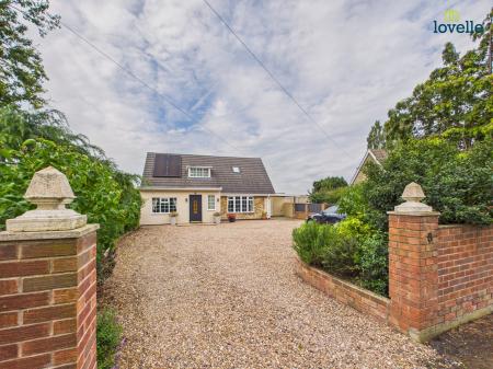 8 Main Street, Torksey, LN1