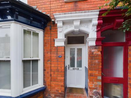 4 bedroom Terraced House to let in West Parade, Lincoln