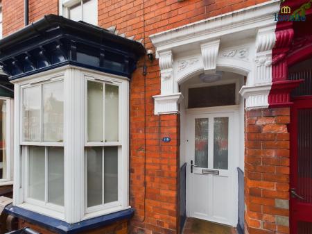 4 bedroom Terraced House to let in West Parade, Lincoln