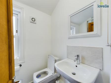 4 bedroom Terraced House to let in West Parade, Lincoln