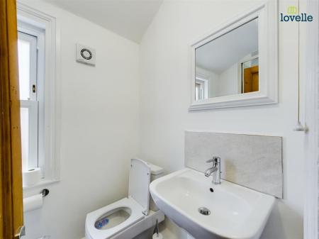 4 bedroom Terraced House to let in West Parade, Lincoln