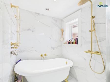 5 bedroom Semi-detached house for sale in Greetwell Road, Lincoln, LN2