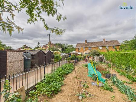 3 bedroom Semi-detached house for sale in Brigg Road, Lincoln, LN2