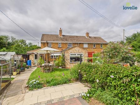 3 bedroom Semi-detached house for sale in Brigg Road, Lincoln, LN2