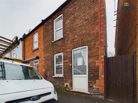 3 bedroom End of terrace house to let in Newland Street West, Lincoln