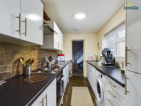 3 bedroom End of terrace house to let in Newland Street West, Lincoln