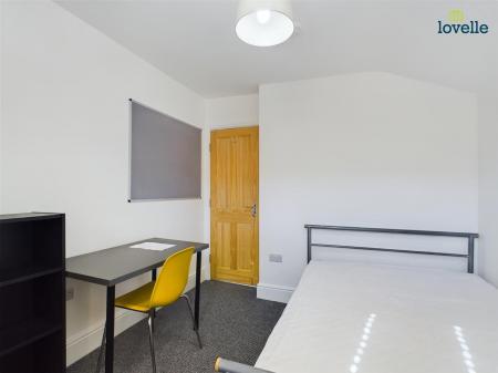 4 bedroom House to let in Westbourne Grove, Lincoln