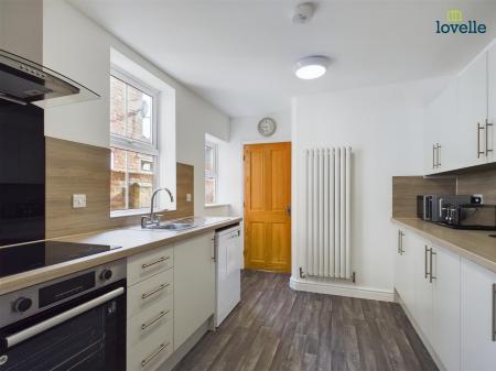 4 bedroom House to let in Westbourne Grove, Lincoln
