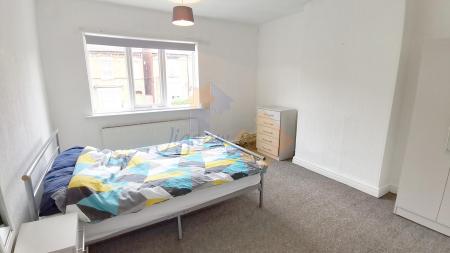 4 bedroom Town house to let in West Parade, Lincoln