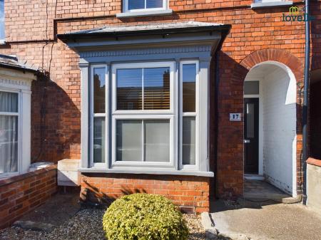 6 bedroom Town house to let in Tennyson Street, Lincoln