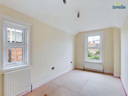 6 bedroom Town house to let in Tennyson Street, Lincoln