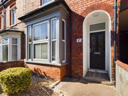 6 bedroom Town house to let in Tennyson Street, Lincoln