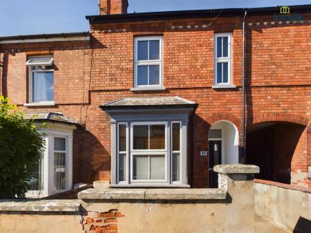 6 bedroom Town house to let in Tennyson Street, Lincoln