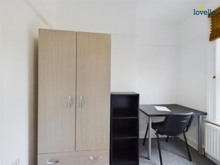 6 bedroom Town house to let in Tennyson Street, Lincoln