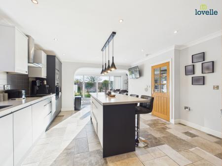 3 bedroom Detached house for sale in Longdales Road, Lincoln, LN2