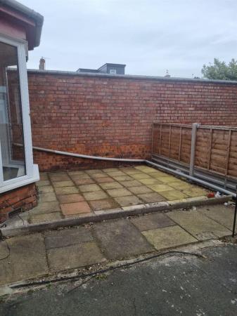 2 bedroom House to let in Lewis Street, Lincoln