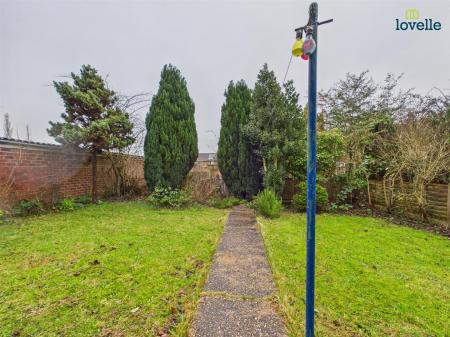 2 bedroom House to let in Greyling Close, Lincoln