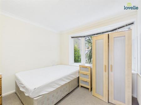 4 bedroom Terraced House to let in Staunton Court, Lincoln