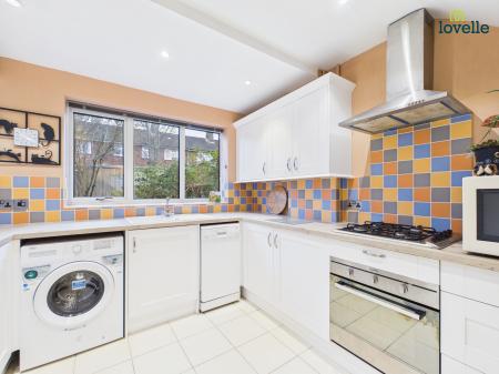 2 bedroom Terraced House for sale in Aylesby Close, Lincoln, LN1